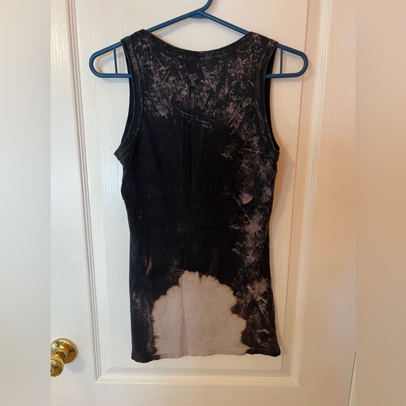 Buckle Tank - Picture 2 of 2